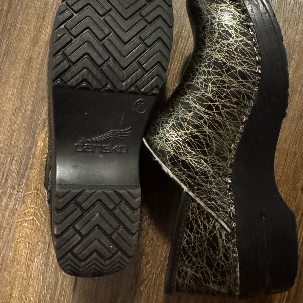 Dansko Black Mules Durable Leather Clogs